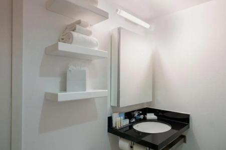 Hampton Inn Manhattan-Chelsea - 39