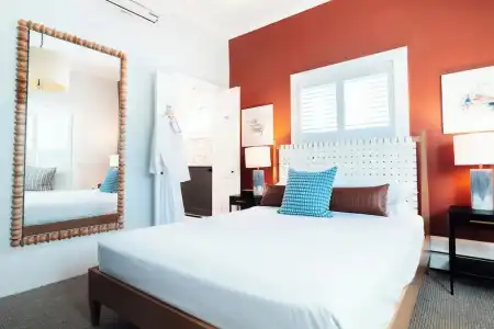 Ellery Provincetown - 17