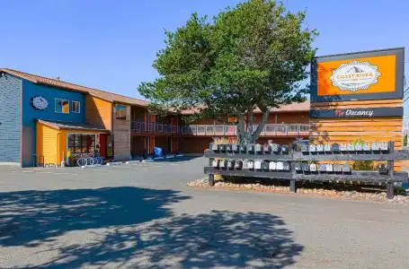 Coast River Inn by OYO Seaside - 32