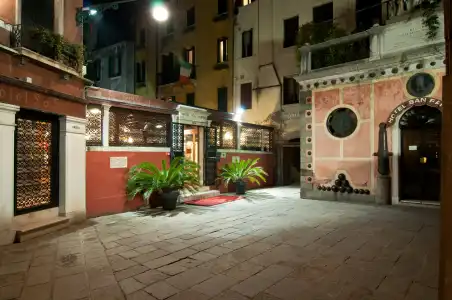La Fenice Et Des Artistes - 0