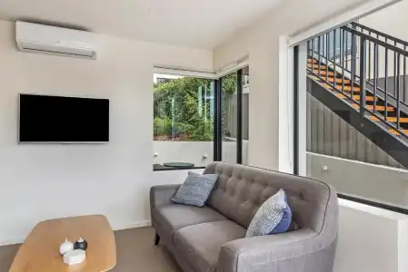 110 Hampden Apartments - 64