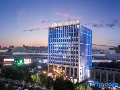 Metropolo, Wuhan, Wanda Plaza-Wuhan Sports Center - 27