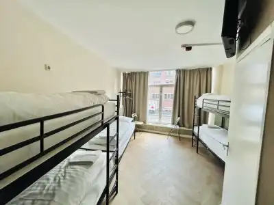 Damrak Inn - 87