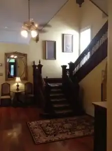 The Queen Anne - 26