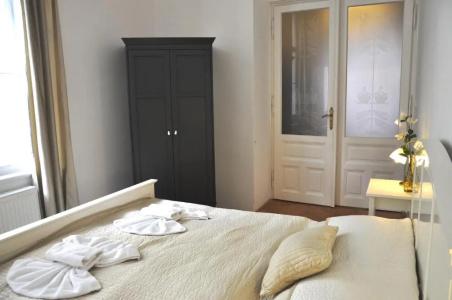 Charles Bridge Premium Apartments - 50