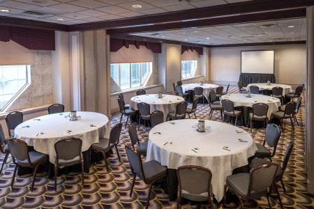 Hilton Cincinnati Netherland Plaza - 43