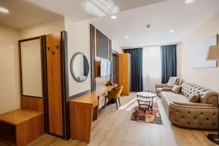 Best Western Plus Batumi - 30