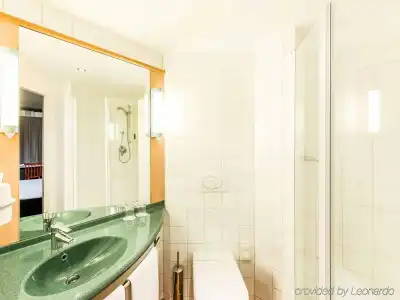 ibis Wien City - 8