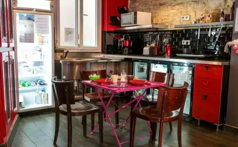 Avalon Cosy Paris Gare du Nord - 14