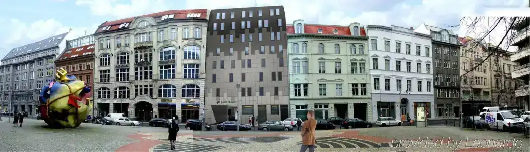 Gat Point Charlie Berlin - 0