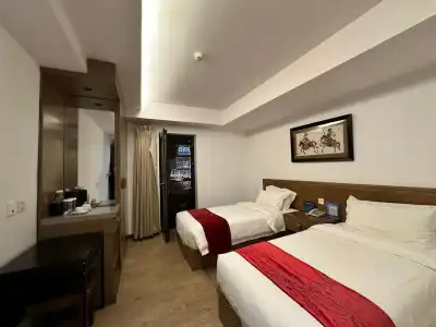 Beijing Shichahai Shadow Art Performance Courtyard - 23