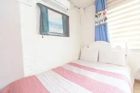 Hongdae Style Guesthouse - 72