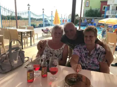 Sunset Village Apart - 18