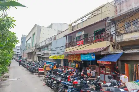 Urban Falatehan Blok M - 2