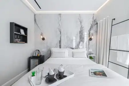 Le Dortoir Boutique Suites - 17