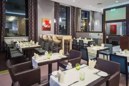 Holiday Inn Kyiv by IHG - 18