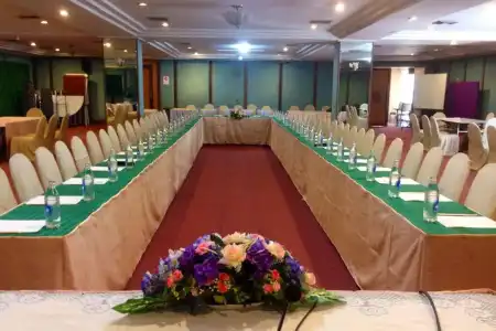 Nonthaburi Palace - 16