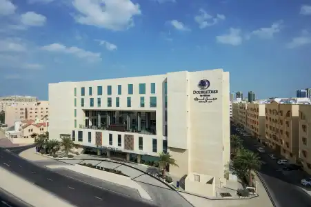 DoubleTree by Hilton Doha - Al Sadd - 0