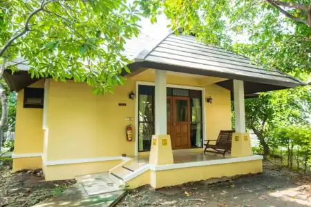 Baan Talay See Cream Resort - 49