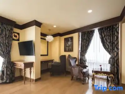 Peak Nimman Prestige - 96