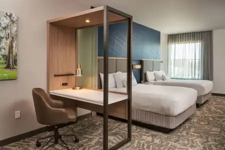 SpringHill Suites by Marriott - 18