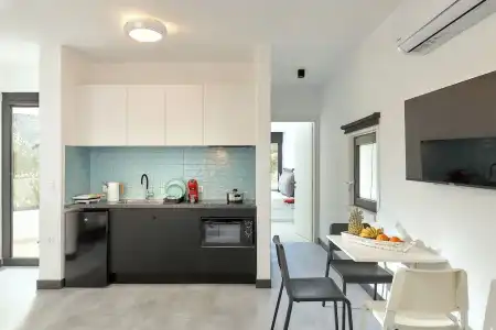 Sunset Studios & Apartments by Estia - 27