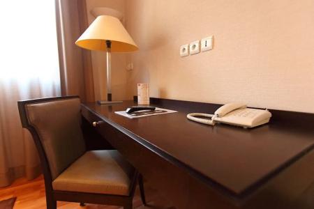 Hôtel L'Hirondelle - 24