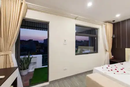 Hanoi Elpis - 4