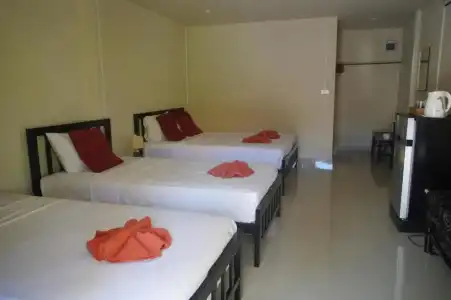 Thai House Beach Resort - 66