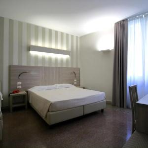 Vittoria & Orlandini - 48