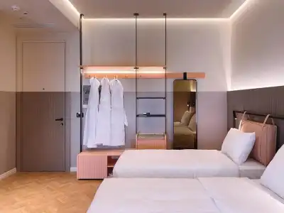 Iliria Boutique - 18
