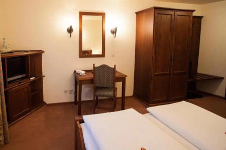 & Restaurant Klosterhof - 23