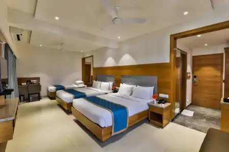 Vbr Grand Inn - 3
