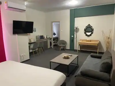 Connect Suites - 32