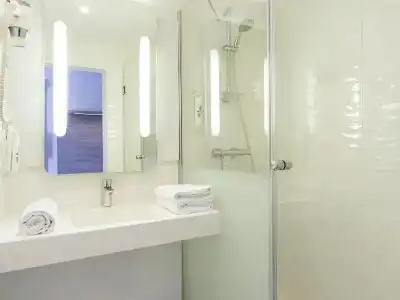 ibis Styles La Rochelle Centre Vieux Port - 79