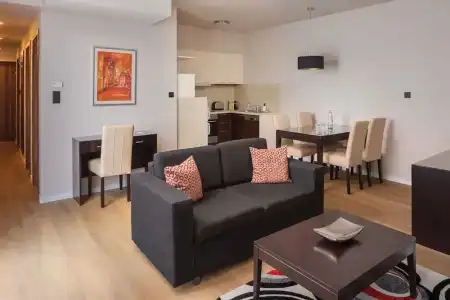 Escala & Suites - 116