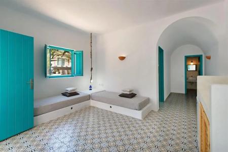 Nissia Beach Apartments and Suites - 12