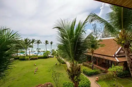Lanta Casuarina Beach Resort - 72