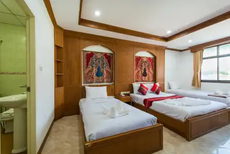 Magnific Patong - 41
