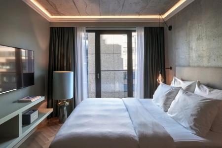 Gekko House, Frankfurt, a Tribute Portfolio - 79