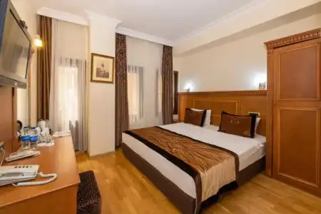 The Byzantium Suites & Spa - 61