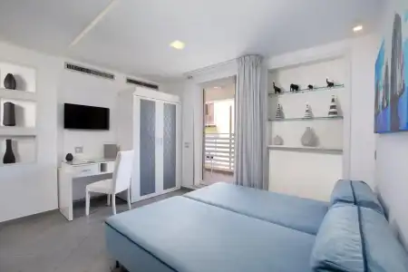 Tasso Suites & Spa - 32