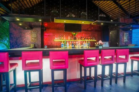 Weekender Resort - 38