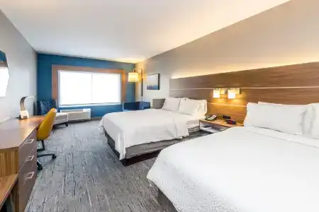 Holiday Inn Express & Suites Louisville Downtown by IHG - 2