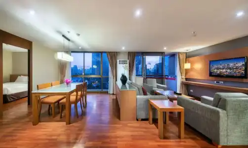 Bandara Silom Suites - 70