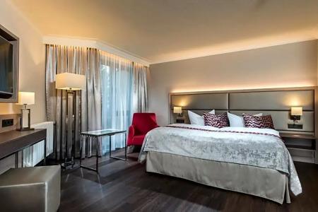 Badischer Hof Baden-Baden - Leonardo Limited Edition - 49