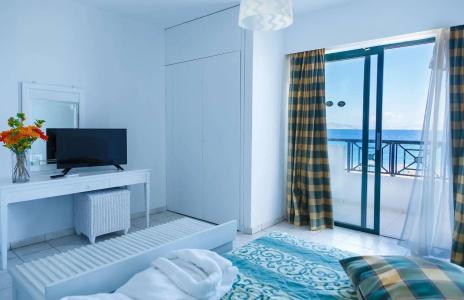 Dodeca Sea Resort by Forums - 4