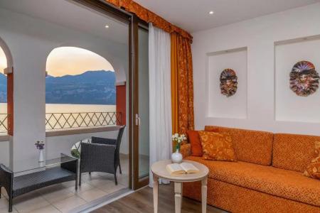 Lake Front Brenzone - 290