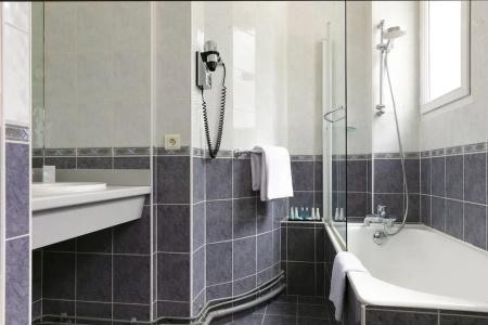 Hôtel Saint Cyr Etoile - 47