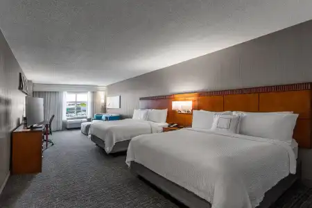 Courtyard by Marriott Easton-Columbus - 29